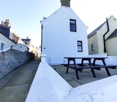 Buckie House | Portknockie 17 Harbour Place