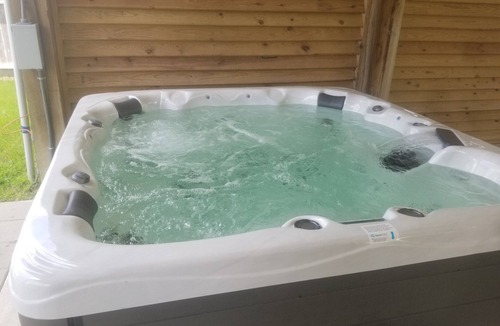 El Lago House | Portofino Bayfront Escape 3br2bth Hot Tub