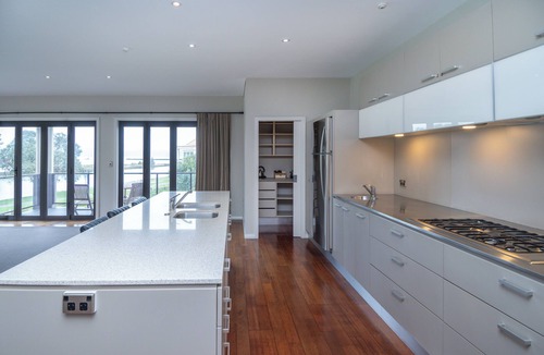 Gisborne Apartment | Portside Hotel