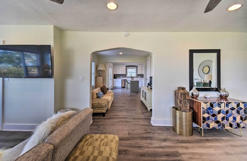 Portsmouth House | Portsmouth Waterfront Vacation Rental w/Deck