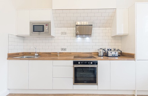 West Ham Apartment | Portway Gem