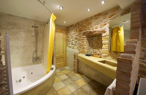 Monroyo Hotel | Posada Guadalupe
