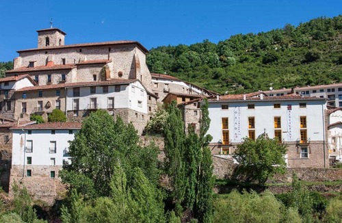 Villoslada de Cameros Hotel | Posada Hoyos de Iregua