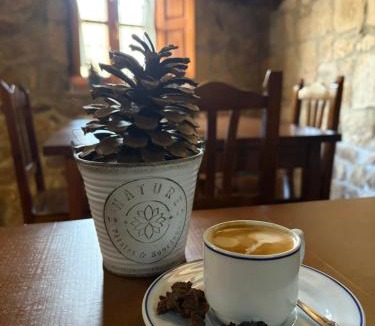 Valderredible Hotel | Posada Los Vallucos