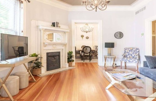 Soulard House | Posh 4 floor Soulard Family Home ABODEbucks