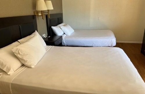 Wisconsin Rapids Hotel | Posh Inn & Suites