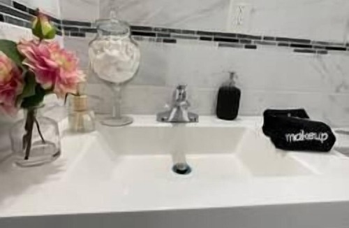 Vauxhall House | Posh Living Cozy Haven 1