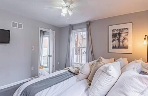 Vauxhall House | Posh Living Cozy Haven 1