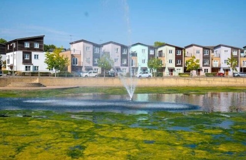 Bletchley House | Posh Wetheringsett in Milton Keynes