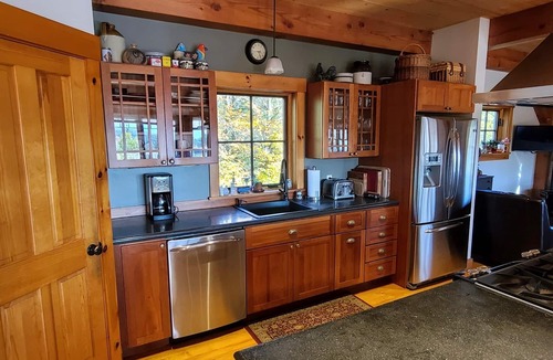 Morrisville House | Post and Beam - Spectacular Views and Hot Tub