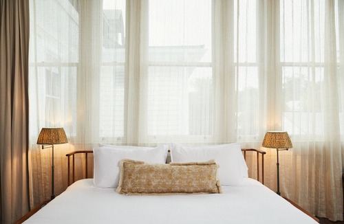 Old Village Historical District Bed & Breakfast | Post House Inn