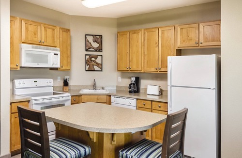 Windsor Resort | Postcard-perfect setting!