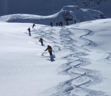 Zweisimmen Nr Gstaad Hotel | Posthotel Rössli