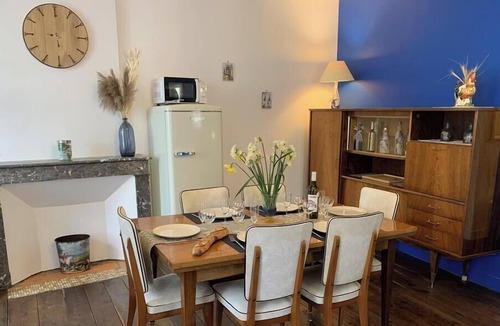 Aubeterre-sur-Dronne Apartment | POTERNE Logement raffiné avec jardin