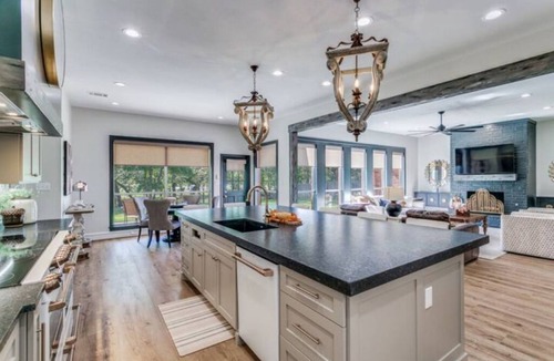 Southlake House | Potomac Pond
