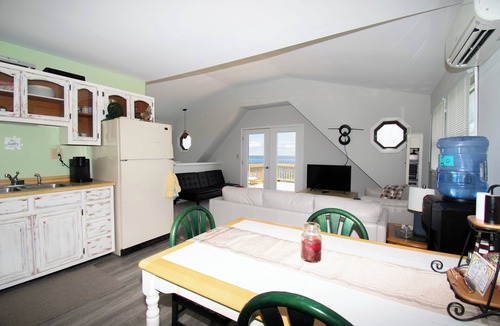Edwardsville Cottage | Potomac River Cottage - Waterfront cottage with endless views!
