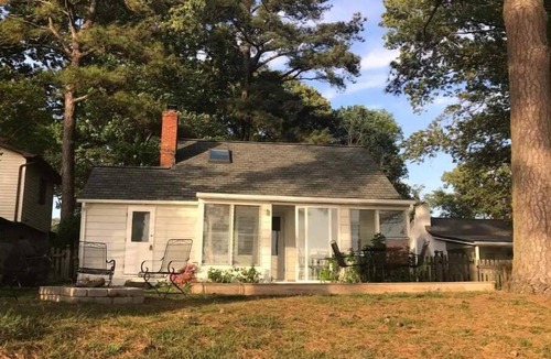 Valley Lee Cottage | Potomac River Freedom Cottage