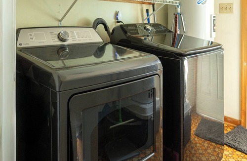 Hague House | Potomac River house w/beach access. Pet friedly!