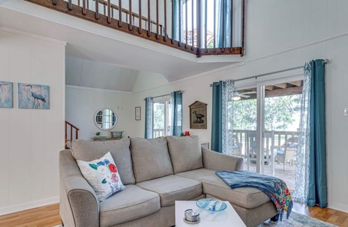 Coles Point House | Potomac River View 3 Bedroom Chalet