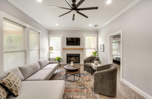 Pottsboro House | Pottboro Vacation Rental w/Private Hot Tub!