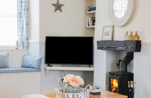 Pickering House | Potter Hill Cottage