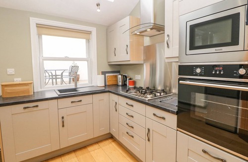 Fulwood Cottage | POTTER’S COTTAGE, family friendly, with a garden in Sheffield