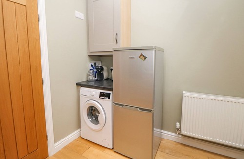 Fulwood Cottage | POTTER’S COTTAGE, family friendly, with a garden in Sheffield