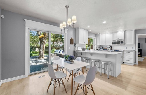 Southeast Boise House | Pottery Barn like Charmer, Close to Everything!