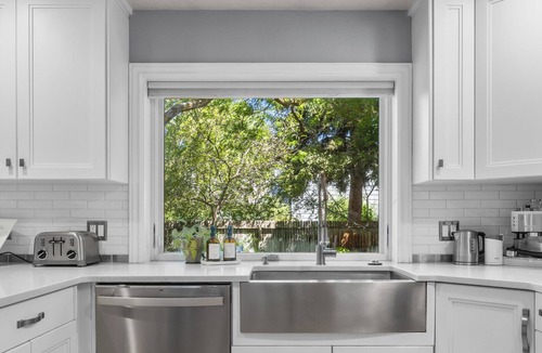 Southeast Boise House | Pottery Barn like Charmer, Close to Everything!