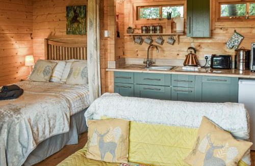 Surlingham House | Pottles Retreat