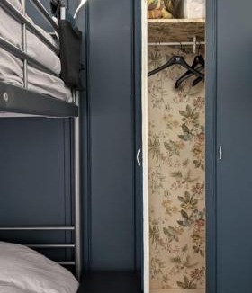 Plogoff Bed & Breakfast | Poule d'eau