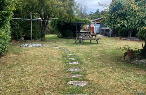 Pounawea House | Pounawea Classic kiwi Crib