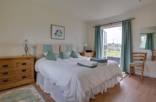 Abbess Roding Apartment | Pound Hill Cottage