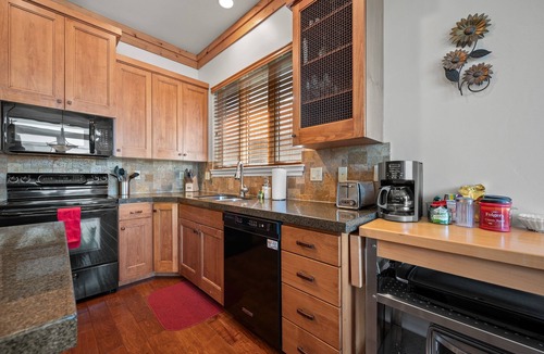 Eden House | Powder Mtn Trapper Lodge TR1 | Ski Retreat | Game Rm