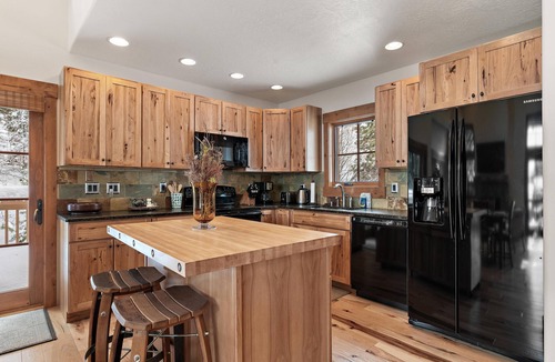 Tamarack Resort House | Powder Peak | Includes Two 1-Day Lift Tickets