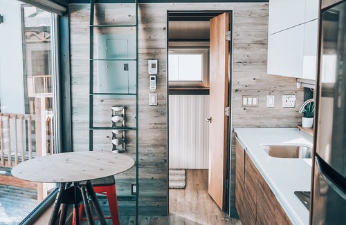 Mesa Hotel | Powderhorn Lodging
