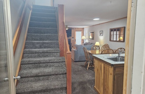 Edray House | Powderidge 42 2 Br: Sleeps 10