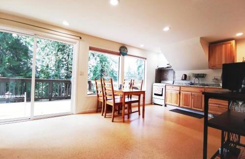 Issaquah House | POWER ON - Green Garden