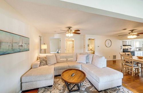 Powers Lake Cottage | Powers Lake Gem: Peek-a-Boo Views & Beach Access