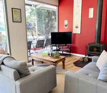 Cheshunt House | Powers Retreat Holiday House