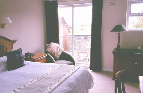 Cummertrees Hotel | Powfoot Hotel