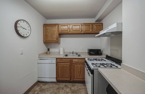 Downtown Harrisburg Apartment | PP 501 Harrisburg Gem 2br, Pool, Parking