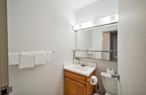 Downtown Harrisburg Apartment | PP 501 Harrisburg Gem 2br, Pool, Parking