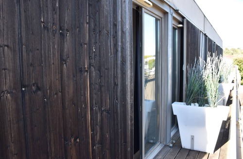 9th Arrondissement Apartment | Près du métro | Chambre Twin + Bureau & Internet