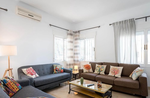 San Bernardo Apartment | PR PLAZA ESPAÑA Spacious Apartment 5D + 3B parking space Included