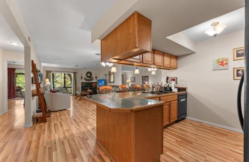 Table Rock Apartment | PR31-1 -Bluffs Oasis