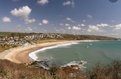 Praa Sands Apartment | Praa Sands - Apartment - Sleeps 2 - Parking