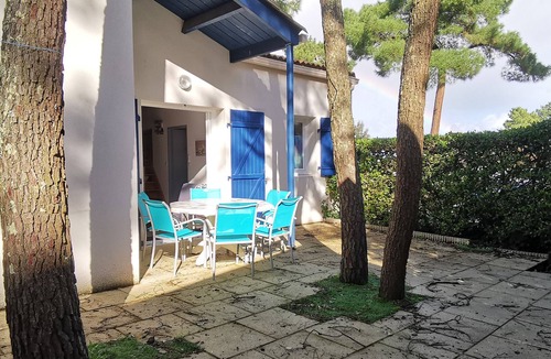 La Tranche-sur-Mer House | Practical house, pets welcome - 6 guests