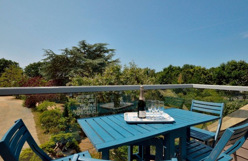 Piriac-sur-Mer Apartment | Prad Nomad by Interhome