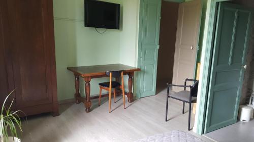 Saint-Pons-de-Mauchiens Bed & Breakfast | Pradines